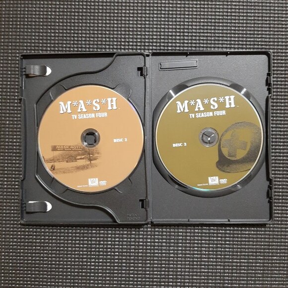 M*A*S*H MASH - Season 4 (DVD, 2009, Canadian) - Picture 3 of 4